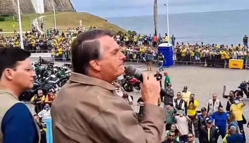 Bolsonaro diz que é 'inadmissível' governadores recusarem redução do ICMS - Reprodução/YouTube