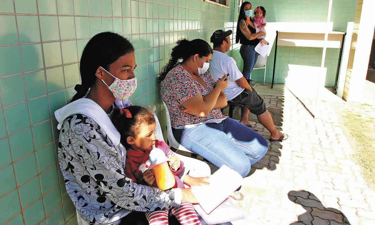 Alerta ligado para um novo pico de coronavírus - Fotos: Jair Amaral/EM/D.A Press
