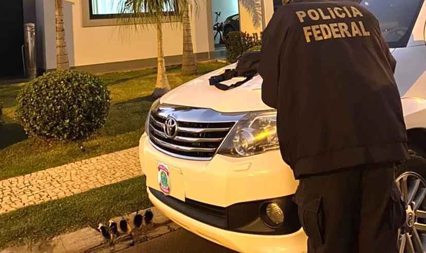 Delegado suspeito de envolvimento com 'golpe do seguro' segue foragido - PF