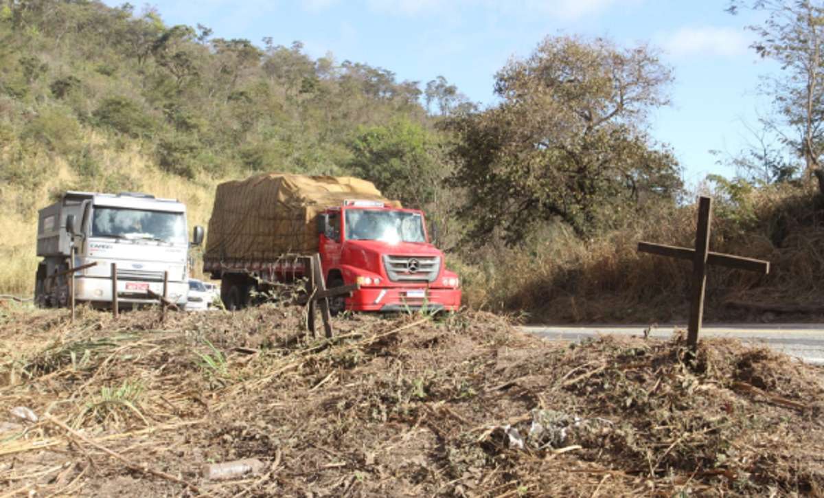 Minas é o terceiro estado com acidentes mais graves em estradas no país - Edesio Ferreira/EM/D.A Press