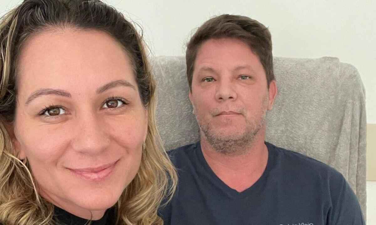 Esposa de Mário Frias publica foto com o marido no hospital: 'tá caidinho' - Redes sociais