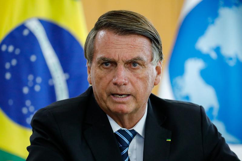 Bolsonaro restringe famílias a 'um homem, uma mulher e filhos' - ALAN SANTOS/PR