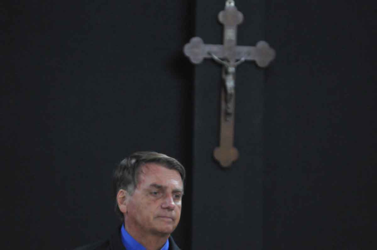 Bolsonaro vai a evento evangélico e volta a falar de ameaça do "comunismo" - ALEXANDRE GUZANSHE/EM/D.A.PRESS