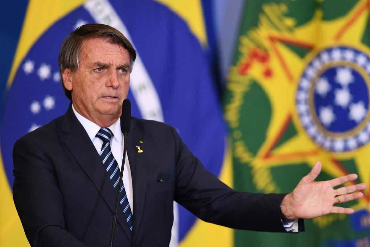Convenções oficializarão candidaturas de Bolsonaro e Lula no fim de semana - EVARISTO SÁ/AFP