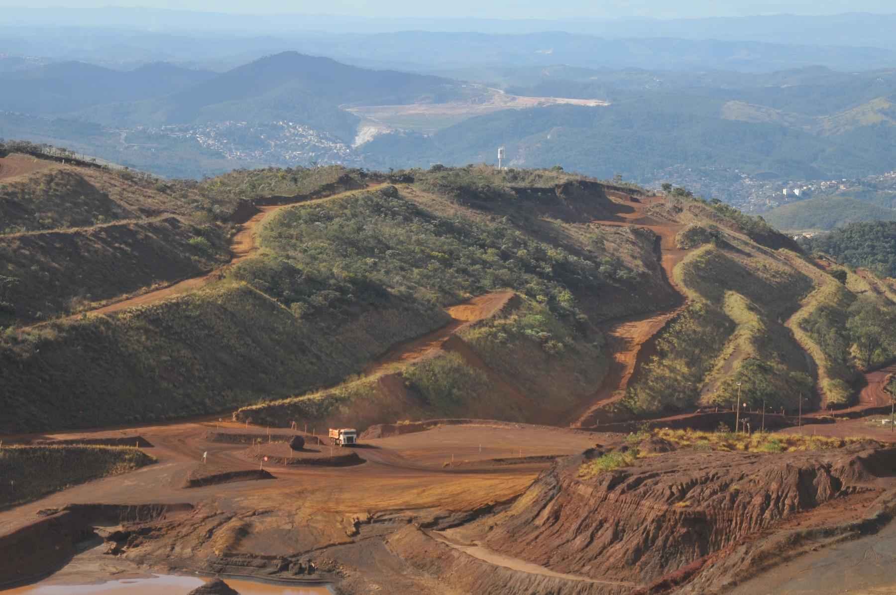 Serra do Curral: tombamento provisório volta à pauta de reunião do Conep - Alexandre Guzanshe/EM/D.A Press