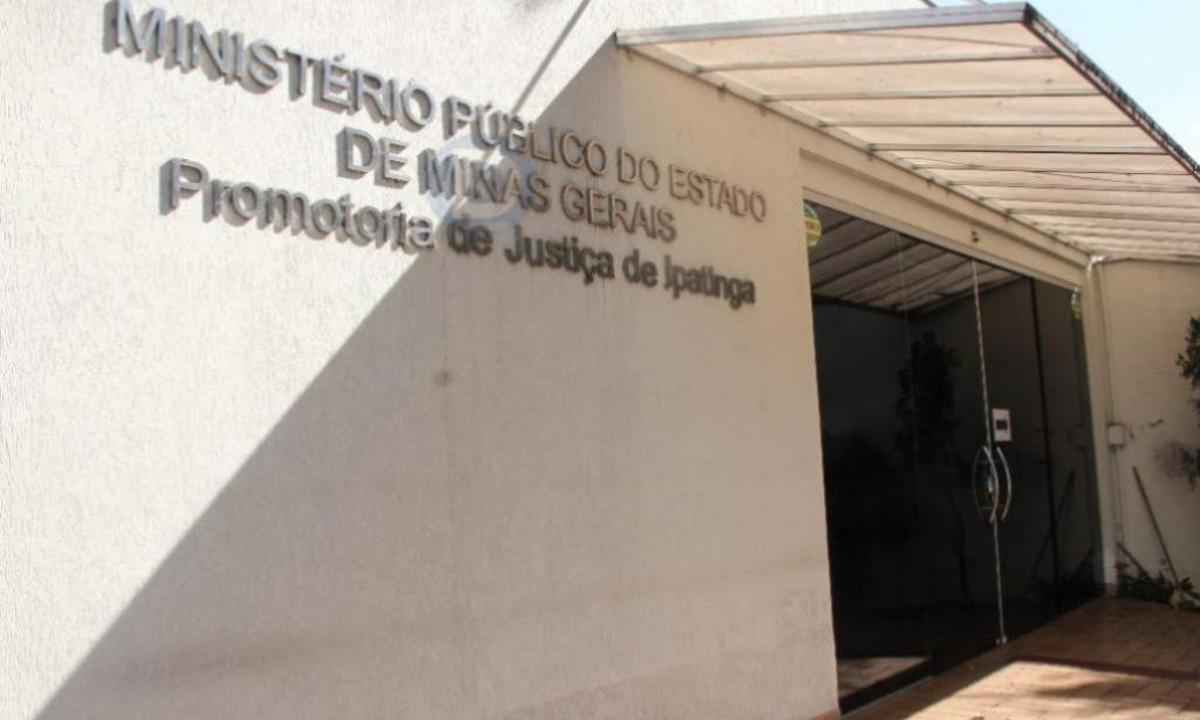 MP denuncia homens por tentar matar policiais com carro blindado em Minas - Jornal Diário do Aço/Arquivo