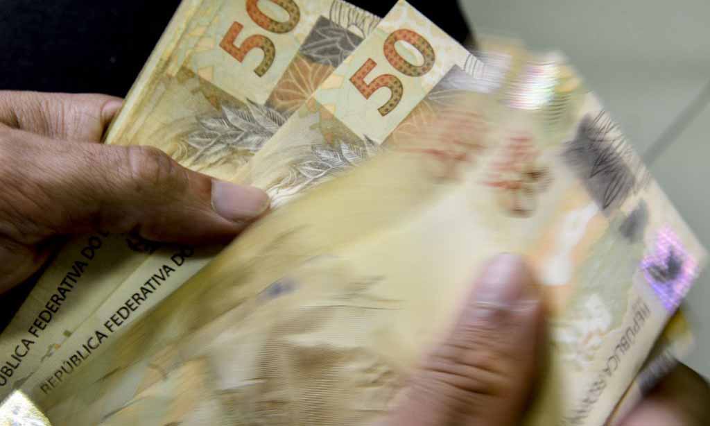 Dinheiro falso: grupo suspeito de praticar golpes é preso  - Marcello Casal JrAgência Brasil