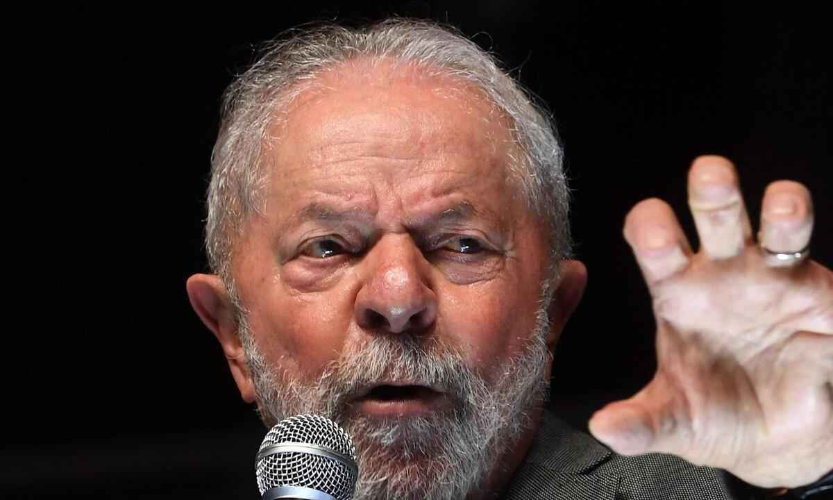 É falso que Lula tenha sido recebido aos gritos de 'ladrão' em Garanhuns - EVARISTO SA / AFP