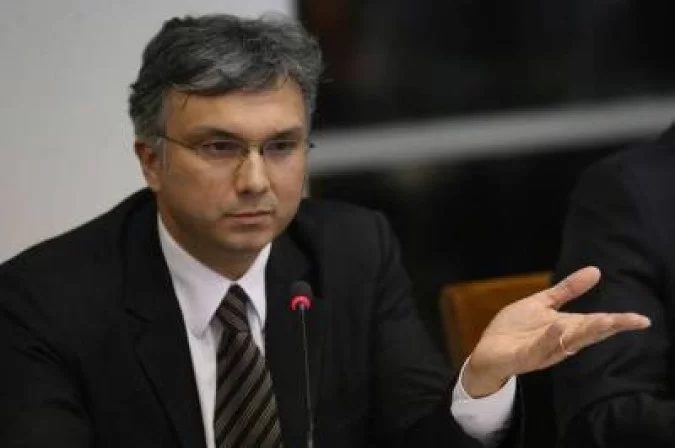 Governo precisa de R$ 60 bi para manter auxílio de R$ 600 em 2023 - Fabio Rodrigues Pozzebom/Agência Brasil