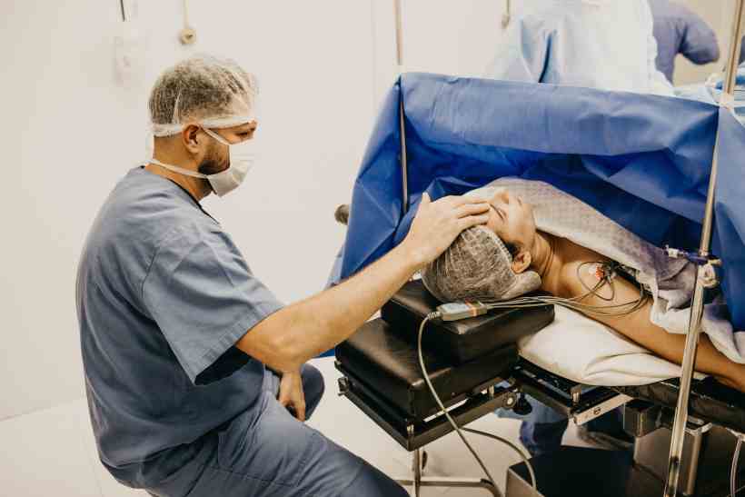 Cirurgia com paciente acordado reduz risco de sequelas - Jonathan Borba/Pexels