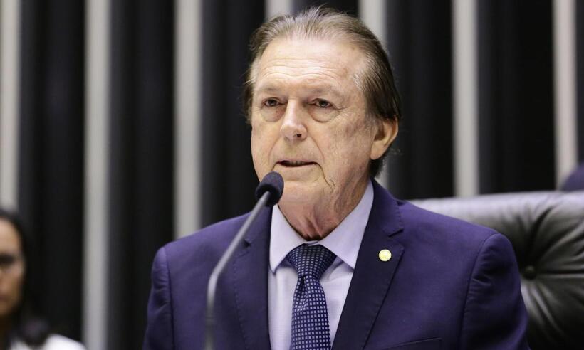 Luciano Bivar avisa a aliados que não será mais candidato à presidência - Michel Jesus/ Câmara dos Deputados 