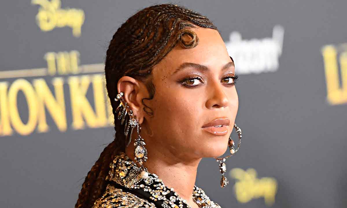 Criticada, Beyoncé decide alterar canção do disco "Renaissance" - Robyn Beck / AFP