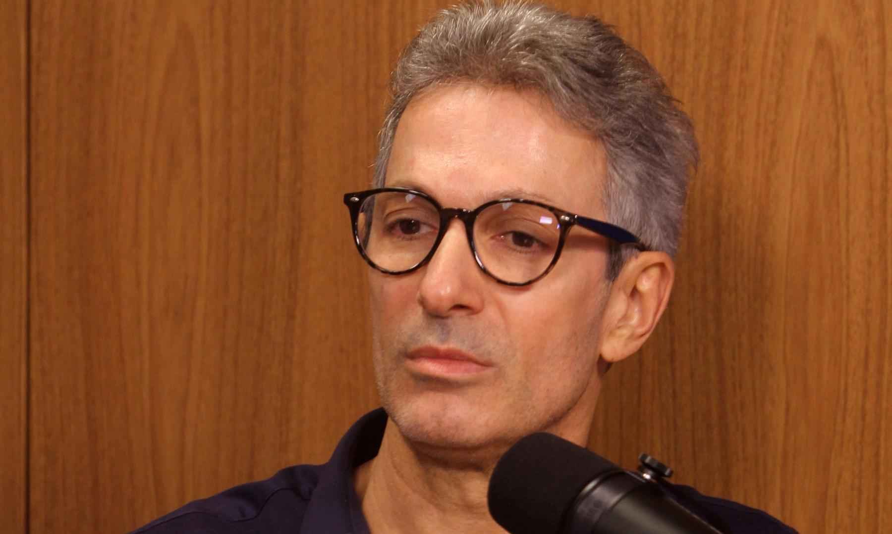 Zema presta solidariedade à família da menina morta na Grande BH  - Jair Amaral/EM