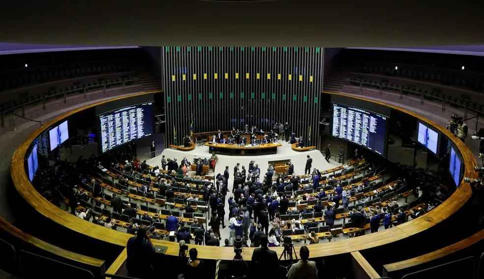 Câmara aprova texto-base de MP que altera regras do auxílio-alimentação - Agência Brasil/Reprodução