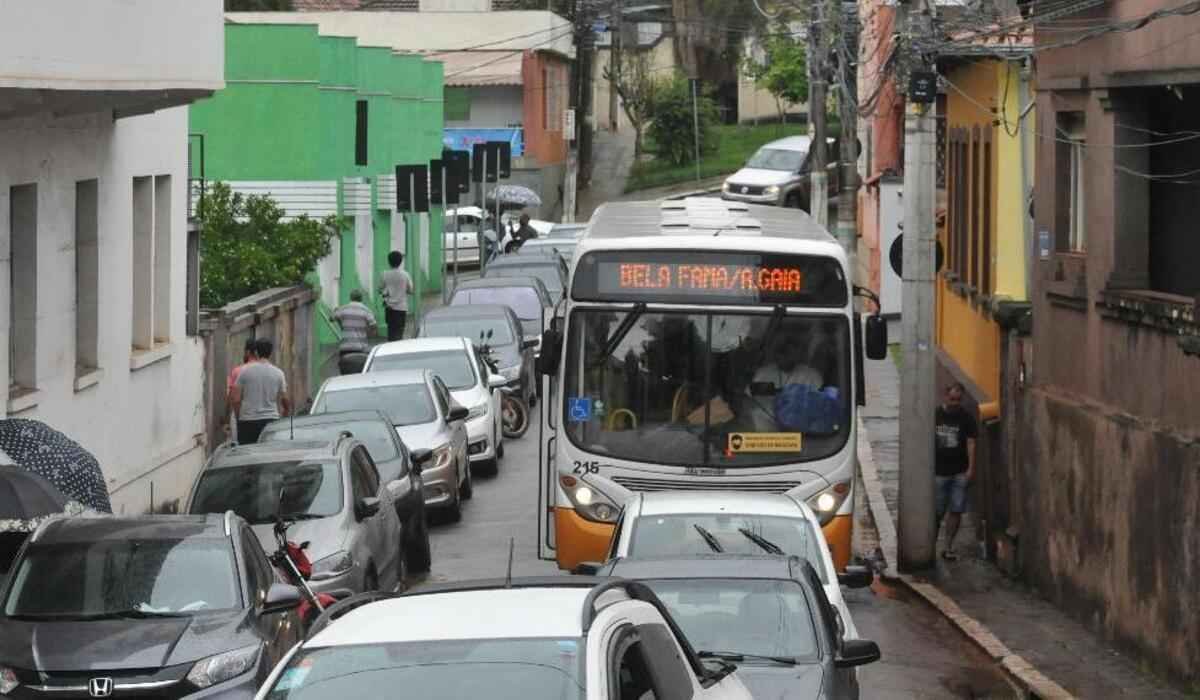Passagem de ônibus de Nova Lima custará R$ 2 a partir de domingo - Gladyston Rodrigues/EM/D.A Press