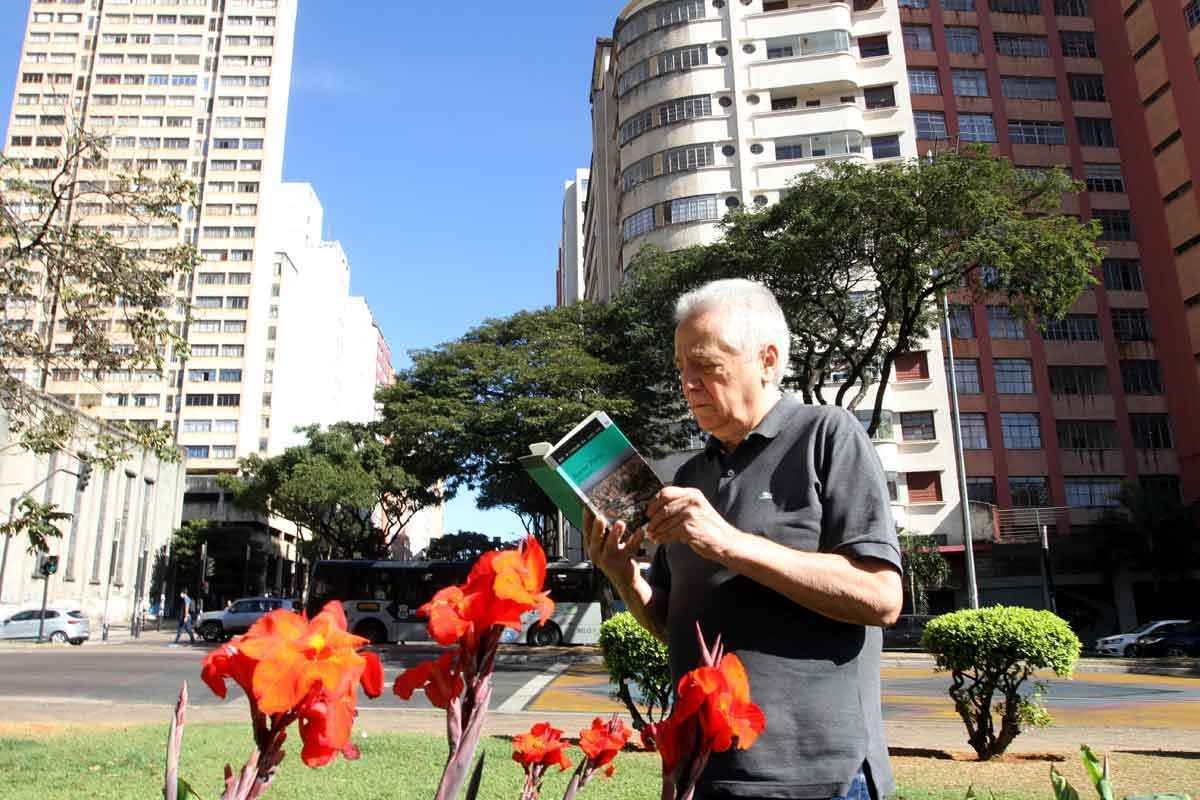 Jornalista Chico Brant lança livro com a história do Barro Preto - Jair Amaral/EM/D.A Press 