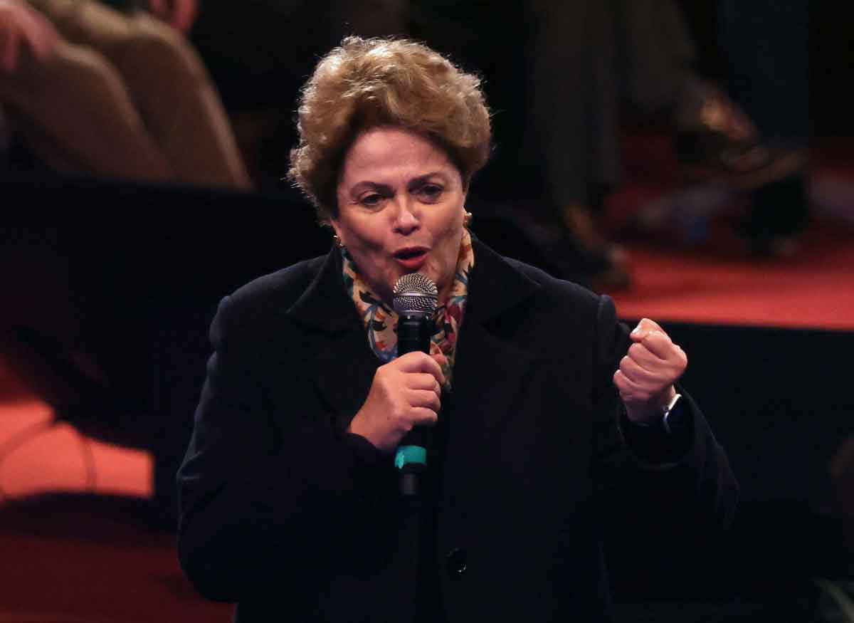 Leis penais brasileiras não desestimulam o assalto nem a corrupção - SILVIO AVILA/AFP