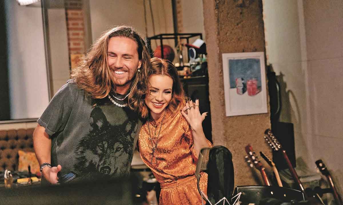 Sandy surpreende ao lado da funkeira Ludmilla e do jazzista Amaro Freitas - Brunno Rangel/divulgação