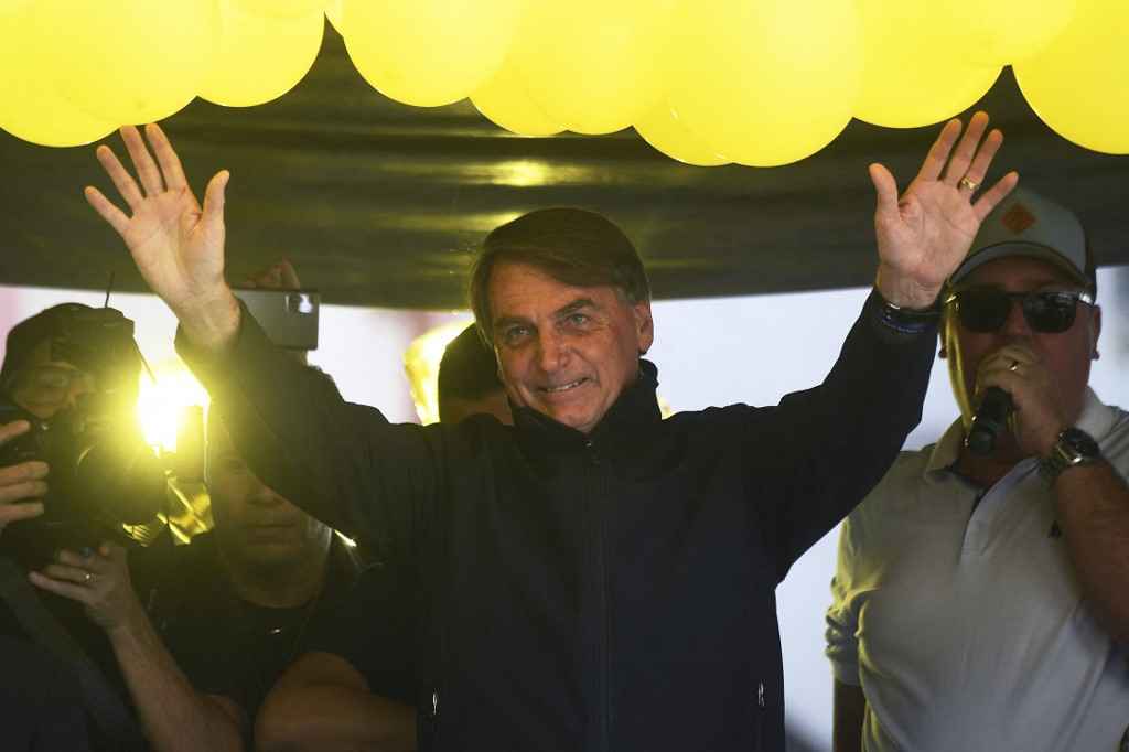 Braço a torcer: até a PF de Bolsonaro quer o indiciamento de... Bolsonaro! - MAURO PIMENTEL / AFP