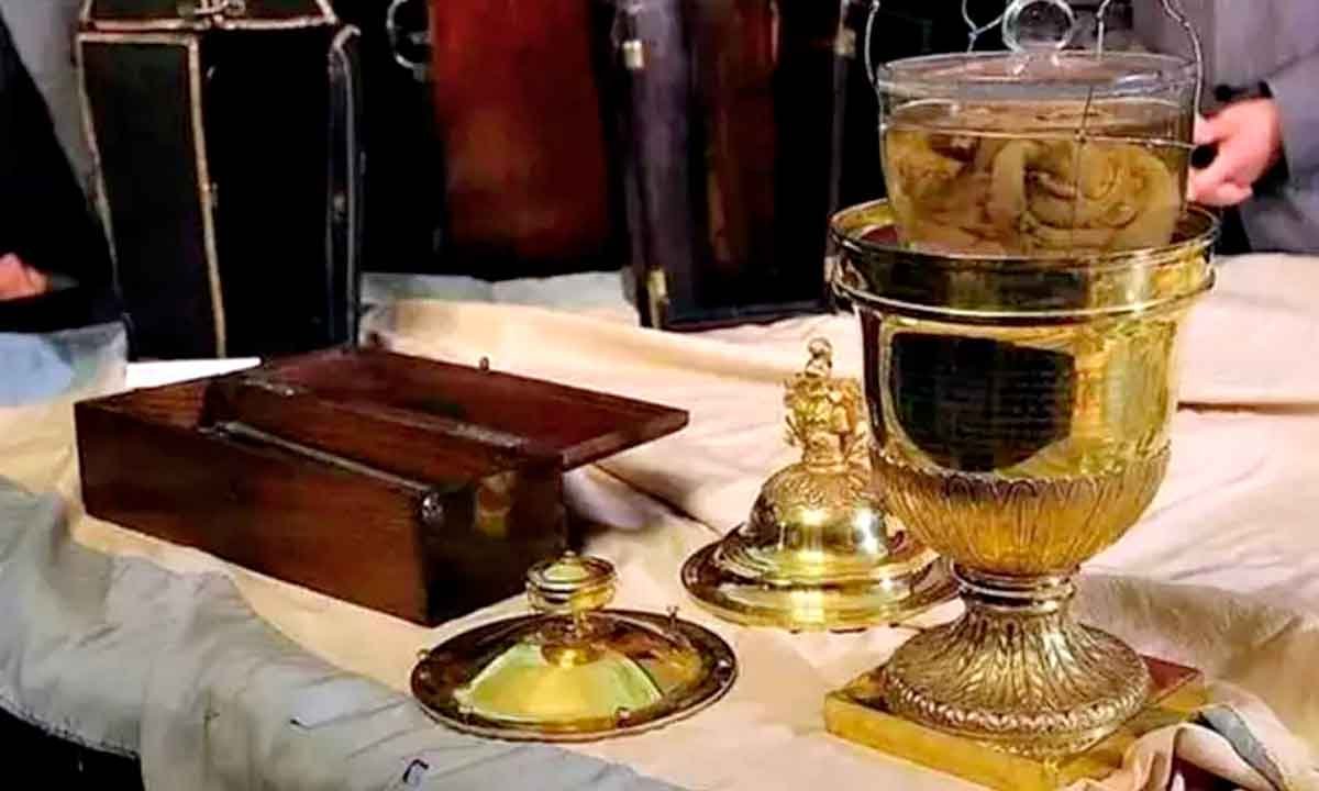 Coração de Dom Pedro I esquenta a campanha eleitoral brasileira - REDES SOCIAIS/REPRODUÇÃO