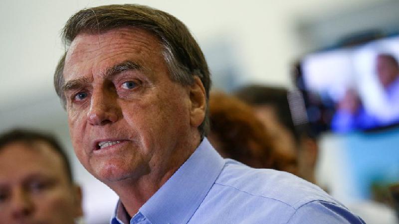 Pix: de 'sinal da besta' a trilhões em operações e bandeira eleitoral de Bolsonaro - Reuters