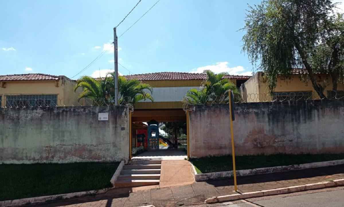 Homem tenta matar ex-mulher em frente a escola infantil - Divulgação/Prefeitura de Monte Carmelo