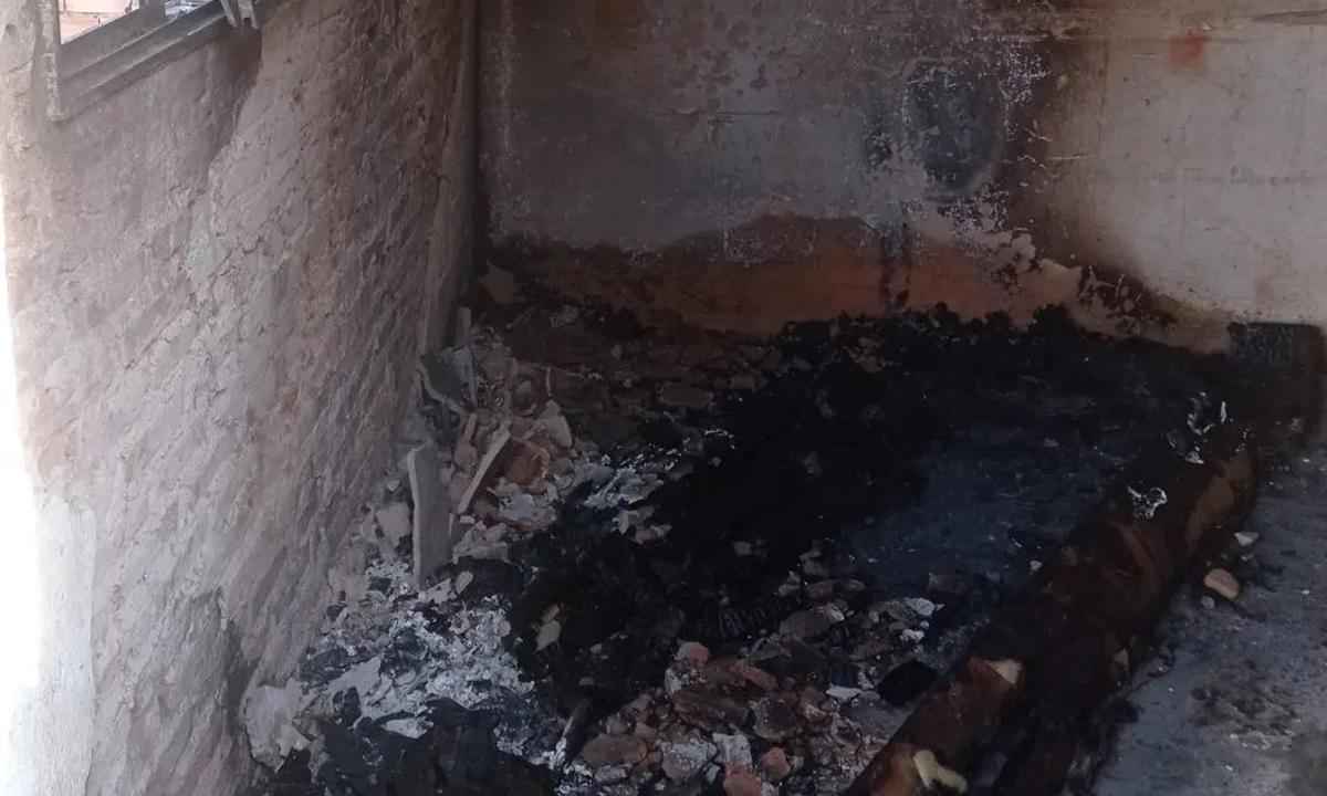 Policial militar salva vítima de espancamento de incêndio em residência - Samir Alouan/Rádio 97 FM