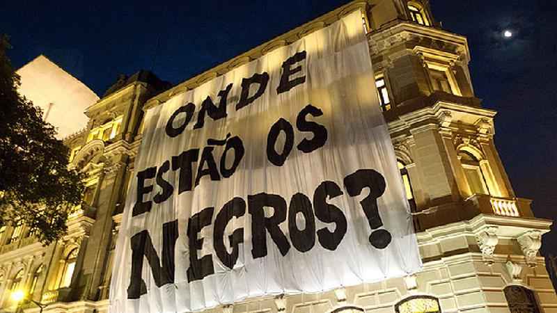 Racismo fora do debate presidencial: 'Democracia brasileira é festa para poucos', diz pesquisadora - Divulgação Frente 3 de Fevereiro