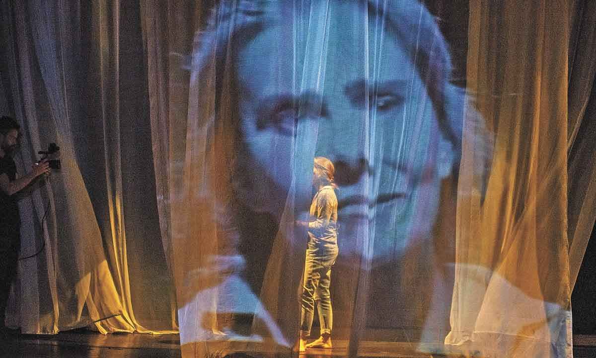 Maitê Proença exibe o seu lado oculto na peça 'Pior de mim' - Dalton Valério/Divulgação