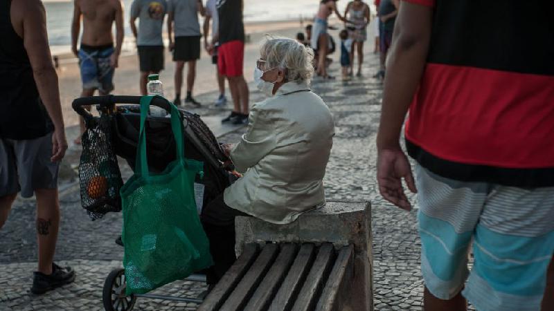 Por que população brasileira fica mais feminina e idosa &#8212; e como isso molda futuro do país - Getty Images