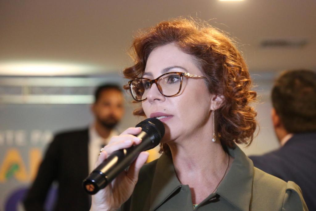 TRE condena Carla Zambelli por propaganda eleitoral irregular em São Paulo - Fátima Meira/Futura Press/Estadão Conteúdo
