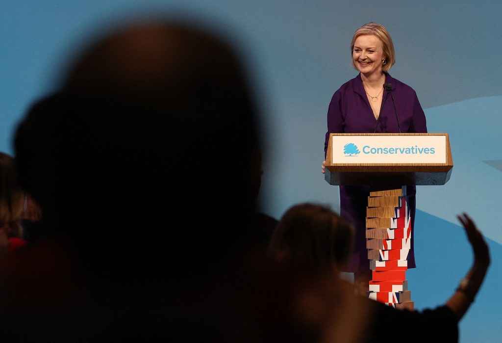 Liz Truss eleita nova primeira-ministra britânica - ADRIAN DENNIS / AFP