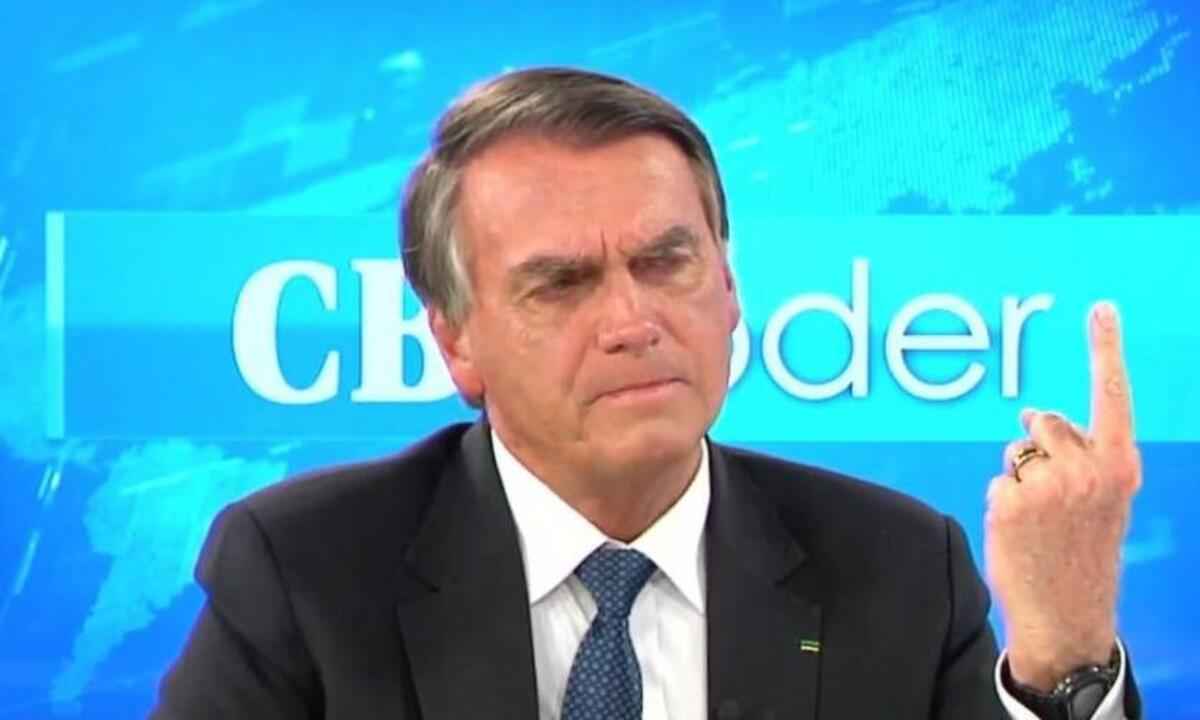 Bolsonaro chama Moraes de 'queridíssimo' e diz que há 'politização' no STF - Reprodução/TV Brasília