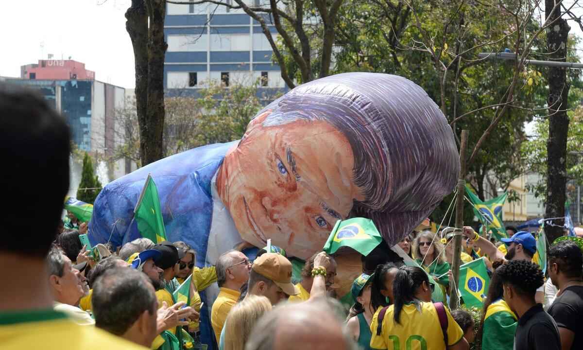 TSE proíbe Bolsonaro de usar imagens do 7/9 na propaganda eleitoral - Túlio Santos/EM/D.A Press