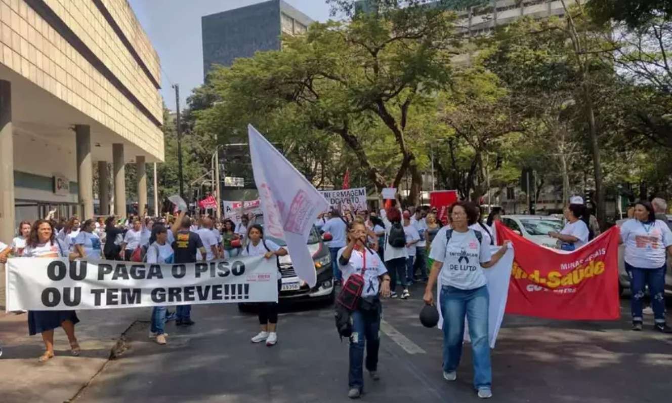 Greve nacional da enfermagem acontece nesta quarta-feira, com ato em BH - foto: Edesio Ferreira/ EM/ DA Press