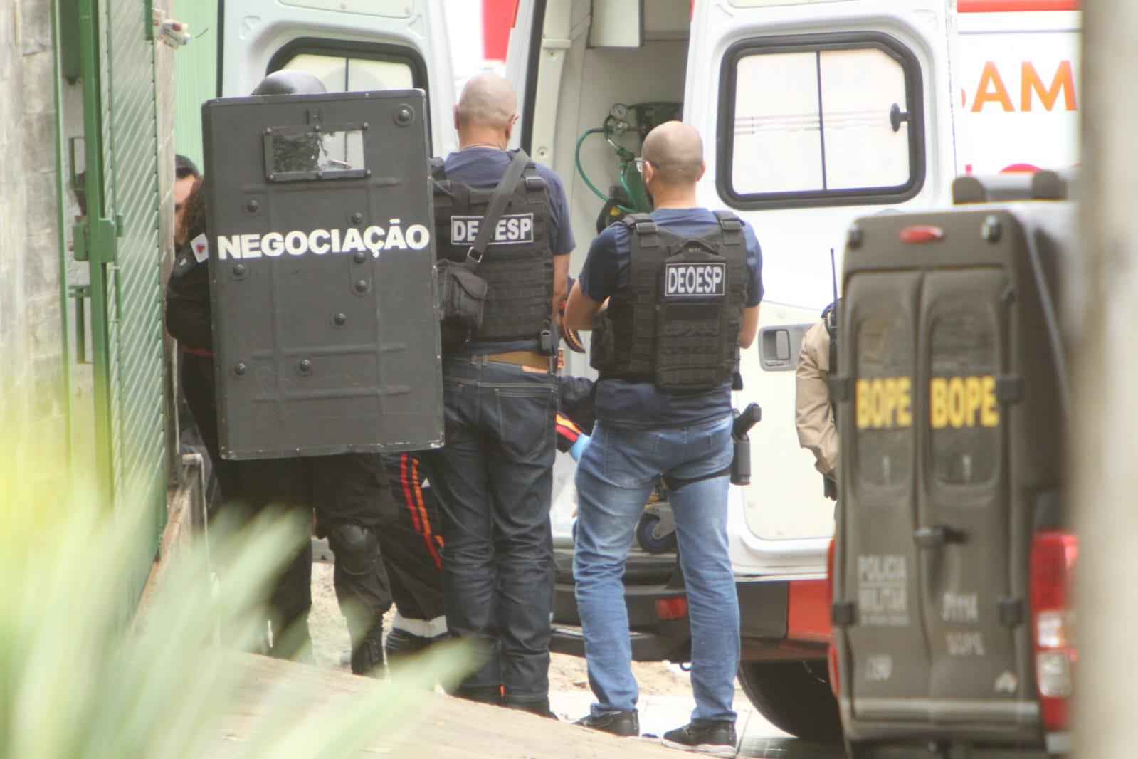 'Tragédia anunciada', diz mãe de homem que fez filho da ex de refém - Edésio Ferreira/EM/D.A Press