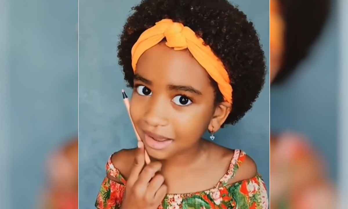 Menina negra questiona 'lápis cor de pele' em vídeo - Instagram/Reprodução