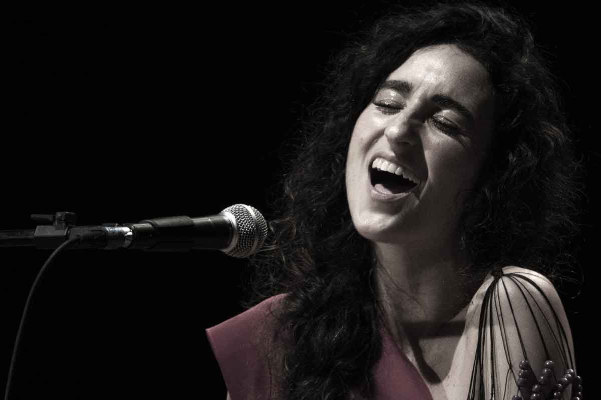 Mineira radicada no Rio estreia show solo em Belo Horizonte, amanhã - Marcelo Rodolfo/Divulgação