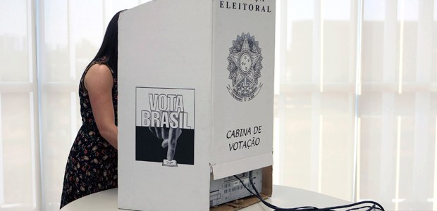 Entenda proibição do uso do celular em cabines de votação - TSE/Divulgação