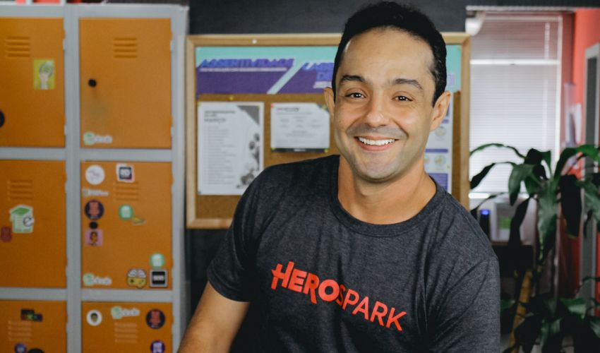 Empreendedores migram para o digital para atender às demandas do mercado - HeroSpark