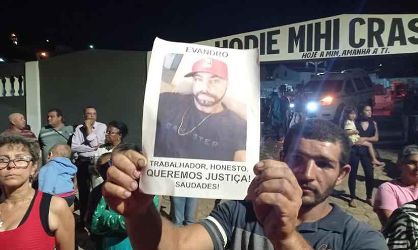 Família protesta contra morte de homem por policial militar em Coluna - Reprodução