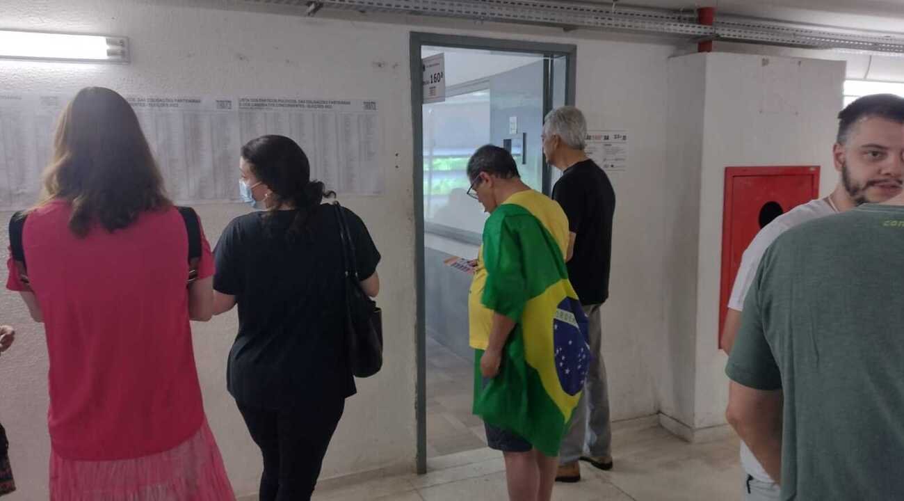 Votação começa em horário unificado em todo o país pela primeira vez - Edésio Ferreira/EM/DA Press