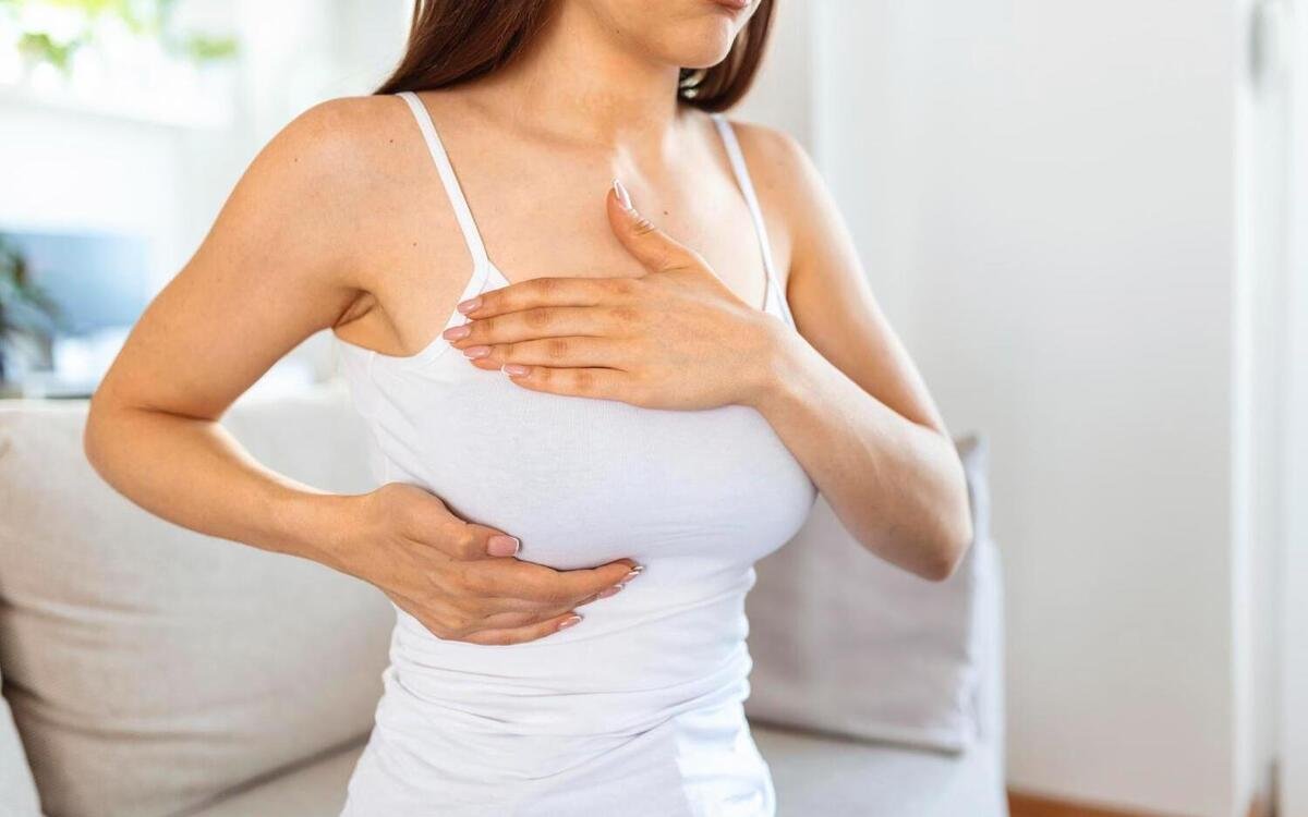 Estudo: mulheres jovens desconhecem os fatores de risco para câncer de mama - Freepik/Divulgação