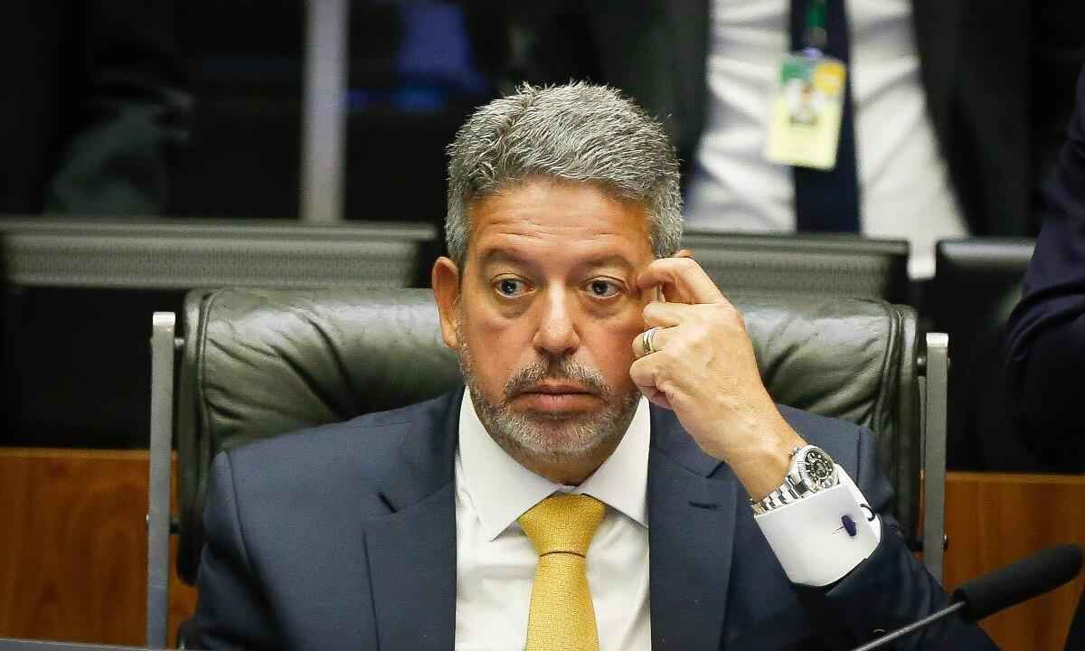 Governo eleva bloqueio em emendas de relator a R$ 6,8 bilhões - Sergio Lima / AFP