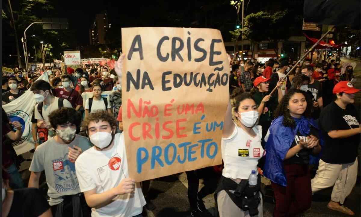 Cortes na educação: estudantes marcam para dia 18 ato unificado em protesto - Túlio Santos/EM/D.A Press