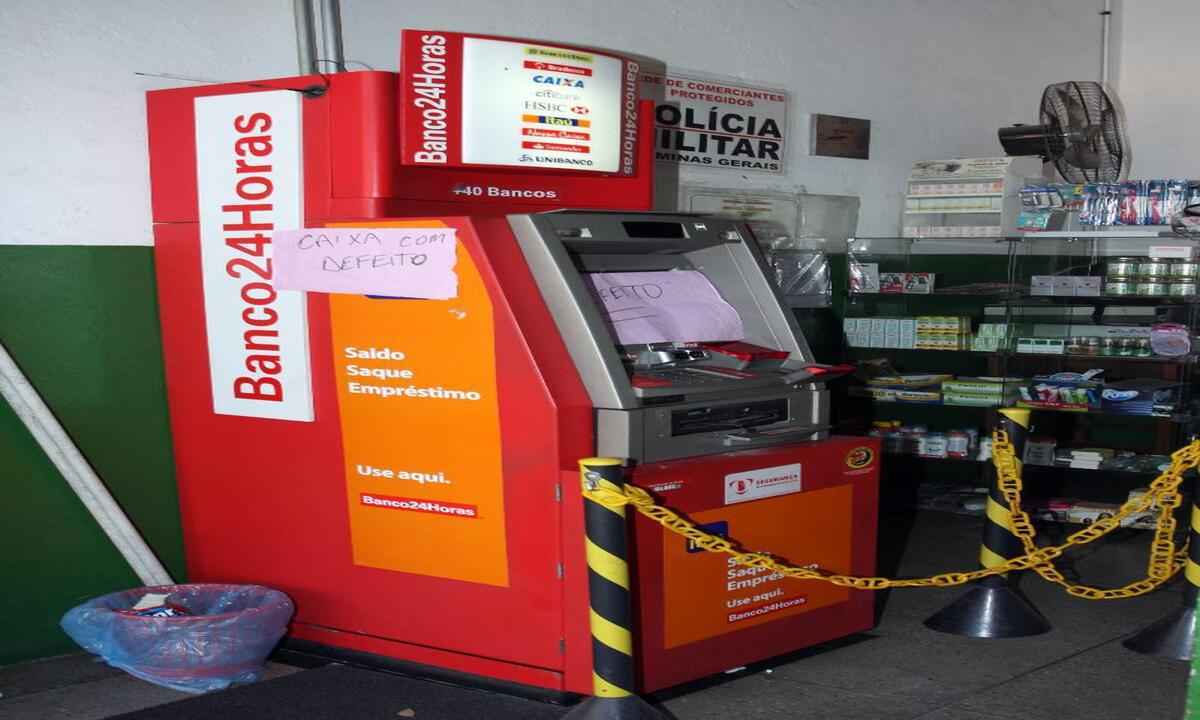 Após dias sem dinheiro, caixas 24h de BH e interior voltam a operar amanhã - Paulo Filgueiras/EM/D.A Press