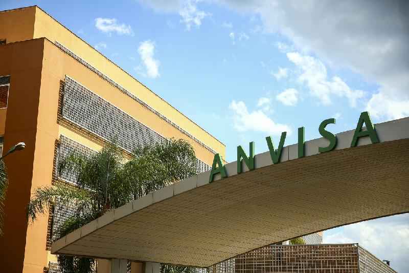 Anvisa autoriza nova fase de estudos de vacina contra covid-19 - Agência Brasil