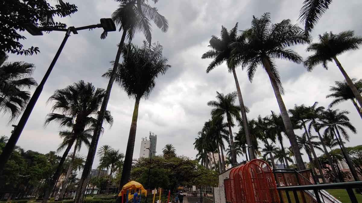 Chuva forte deixa em alerta quase metade dos municípios mineiros  - Jair Amaral/EM/D.A.Press