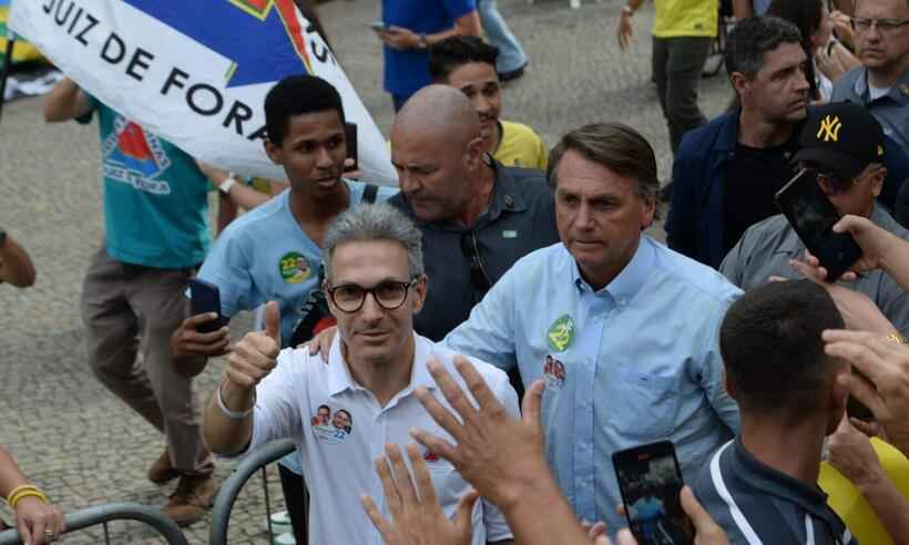 Em Juiz de Fora, Bolsonaro elogia Zema: 'Pessoa fantástica' - Túlio Santos/EM/DA Press