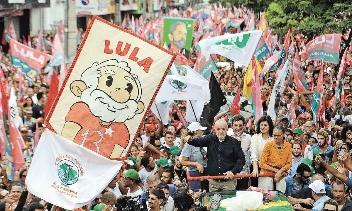 Foco nos indecisos e na menor abstenção - Túlio Santos/EM/D.A Press
